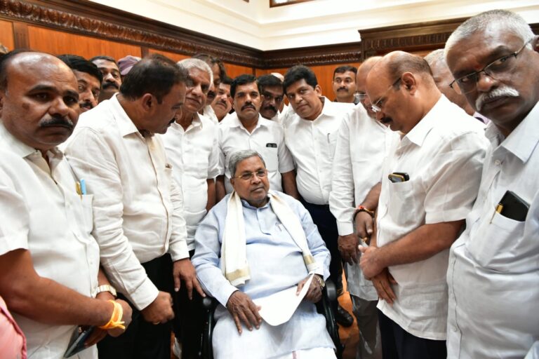 ಹಣಕಾಸಿನ ಪರಿಸ್ಥಿತಿ ಅವಲೋಕಿಸಿ, ಗುತ್ತಿಗೆದಾರರ ಬಾಕಿ ಬಿಲ್ಲುಗಳ ಬಗ್ಗೆ ಕ್ರಮ- ಮುಖ್ಯಮಂತ್ರಿ ಸಿದ್ದರಾಮಯ್ಯ