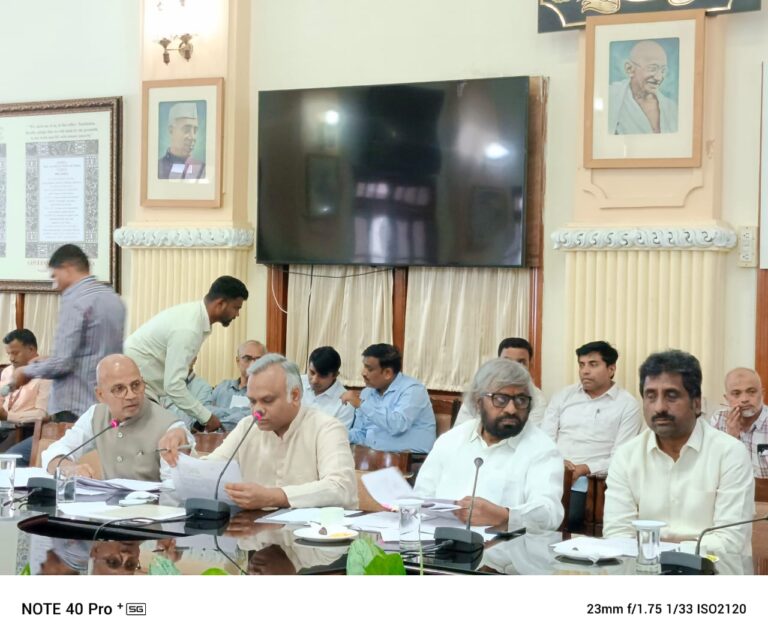 ಕಲ್ಯಾಣ ಕರ್ನಾಟಕ ಶಿಕ್ಷಣ ಮತ್ತು ಉದ್ಯೋಗ ಸಂವಿಧಾನದ 371 (ಜೆ) ಸಮರ್ಪಕ ಜಾರಿಗೆ ಅಧಿಕಾರಿಗಳು ಬದ್ಧರಾಗಬೇಕು – ಸಚಿವ ಪ್ರಿಯಾಂಕ್ ಖರ್ಗೆ