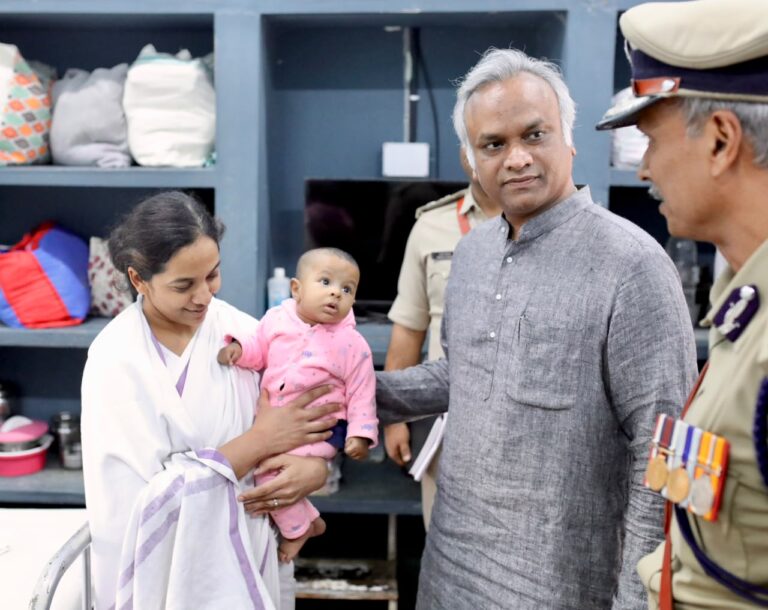 ಶಿಕ್ಷೆ ಅಂತ್ಯವಲ್ಲ; ಹೊಸ ಬದುಕಿನ ಆರಂಭ , ಸನ್ನಡತೆಯಿಂದ ಬಿಡುಗಡೆಯಾದ 24 ಖೈದಿಗಳಿಗೆ ಗೃಹ ಸಚಿವ ಪ್ರಿಯಾಂಕ್ ಖರ್ಗೆ ಪ್ರಮಾಣಪತ್ರ ವಿತರಣೆ