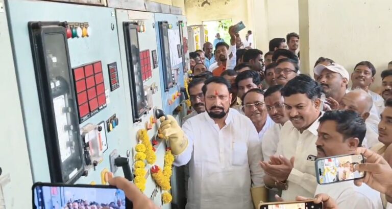 ಏತ ನೀರಾವರಿ ಯೋಜನೆಗೆ ಚಾಲನೆ: ರೈತರ ಬೆಳೆಗಳಿಗೆ ಮೊದಲ ಆದ್ಯತೆಯಾಗಿ ಕೆನಾಲ್ ನೀರು – ಶಾಸಕ ಲಕ್ಷ್ಮಣ ಸವದಿ