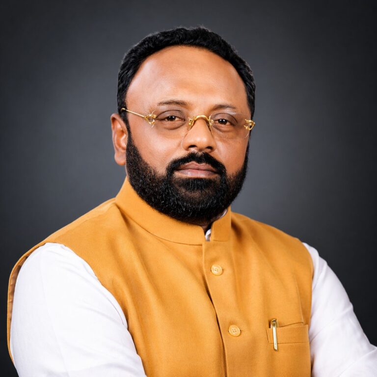 ಪ್ರತಿಭಟನೆ ನಿರತ ನೀಟ್ ವಿದ್ಯಾರ್ಥಿಗಳ ಮೇಲೆ ಬ್ರಿಟೀಷರಿಗಿಂತ ಕ್ರೂರತೆ ಮೆರೆದ ಅಮಿತ್ ಶಾ ವಜಾಗೊಳಿಸಿ: – ಡಾ. ಆನಂದ ಕುಮಾರ್