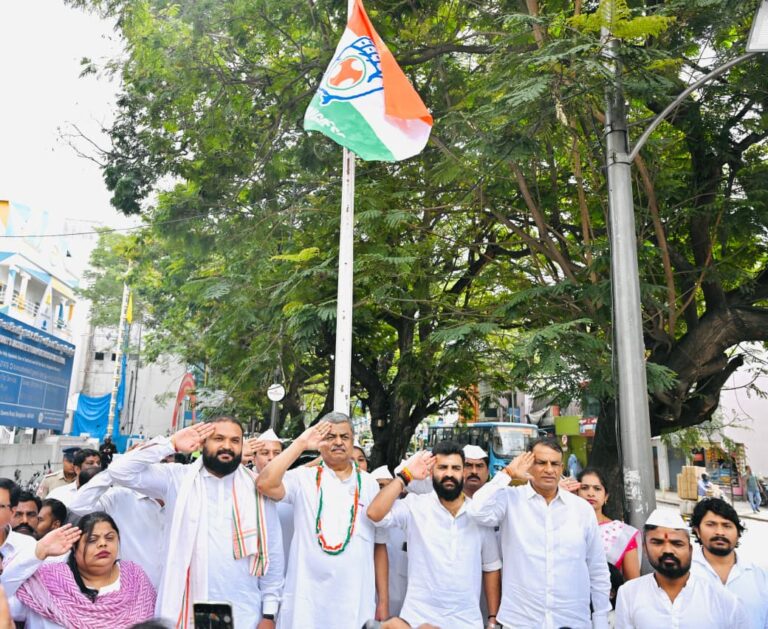 ದೇಶದ ಉಜ್ವಲ ಭವಿಷ್ಯಕ್ಕಾಗಿ ಸಂವಿಧಾನ, ಪ್ರಜಾಪ್ರಭುತ್ವ ರಕ್ಷಿಸಬೇಕು: ಬಿ.ಕೆ.ಹರಿಪ್ರಸಾದ್