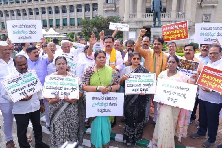 ಮಹಿಳೆಗೆ ಸಚಿವ ಸ್ಥಾನ ನೀಡದೆ ಅವಮಾನ: ಶಶಿಕಲಾ ಜೊಲ್ಲೆ