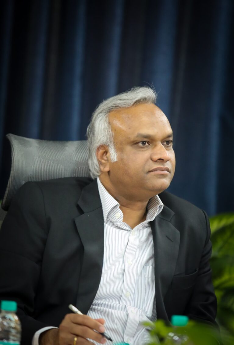 ಕಲ್ಯಾಣ ಕರ್ನಾಟಕ ಸಾರಿಗೆ ನಿಗಮಕ್ಕೆ 400 ಹೊಸ ಬಸ್ ಕೊಳ್ಳಲು ಸಂಪುಟ ಒಪ್ಪಿಗೆ-ಸಚಿವ ಪ್ರಿಯಾಂಕ್‌ ಖರ್ಗೆರೂ.152 ಕೋಟಿ ಅಂದಾಜು ವೆಚ್ಚ; ಹಳೆಯ ಬಸ್‌ಗಳ ಬದಲಾವಣೆ, ಹೊಸ ಮಾರ್ಗಗಳ ಆರಂಭಕ್ಕೆ ಆದ್ಯತೆ