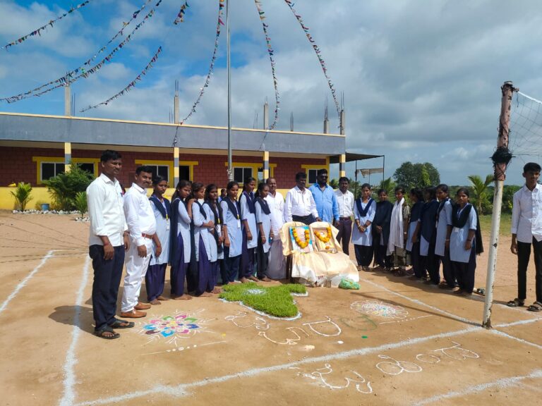 ಮಾಲಗತ್ತಿಯಲ್ಲಿ ಸಡಗರ-ಸಂಭ್ರಮದಿಂದ ಜರುಗಿದ 80ನೇ ಸ್ವಾತಂತ್ರ್ಯ ದಿನಾಚರಣೆ: “ಇಂದಿನ ಮಕ್ಕಳೇ ನಾಳಿನ ದೇಶದ ಪ್ರಜೆಗಳು” – ಭೀಮರಾವ್ ನಾಟೇಕರ್ಮಾಲಗತ್ತಿ: