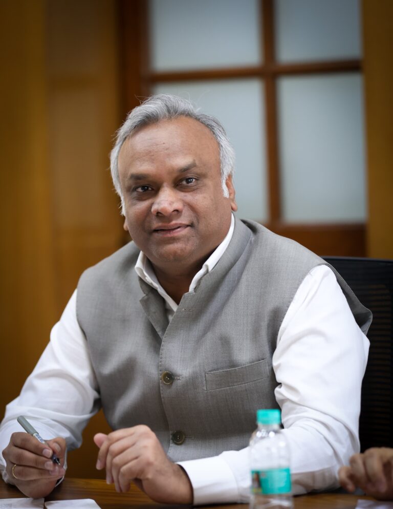 ಚರ್ಚೆಗೆ ಬಾರದ ಬಿಜೆಪಿ ಈಗ ಪಾದಯಾತ್ರೆ ಮಾಡುತ್ತಿದೆ: ಪ್ರಿಯಾಂಕ್ ಖರ್ಗೆಜನರ ಸಮಸ್ಯೆಗಳಿಗಾಗಿ ಹೋರಾಟವೇ? ರಾಜಕೀಯ ಪ್ರಚಾರಕ್ಕಾಗಿಯೇ? ಬಿಜೆಪಿ ಸ್ಪಷ್ಟಪಡಿಸಲಿ